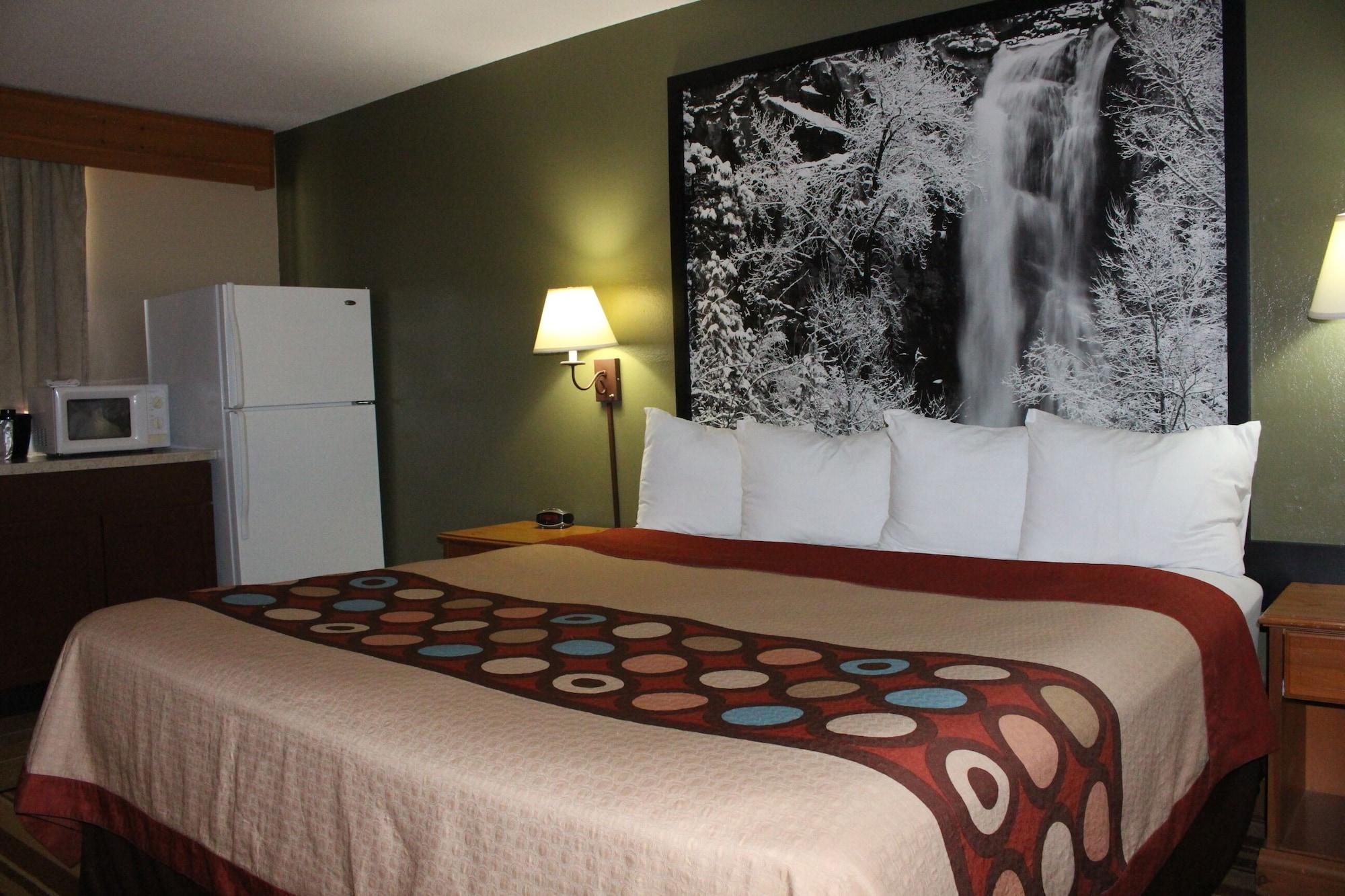 Super 8 By Wyndham Chamberlain Sd Hotel Eksteriør billede
